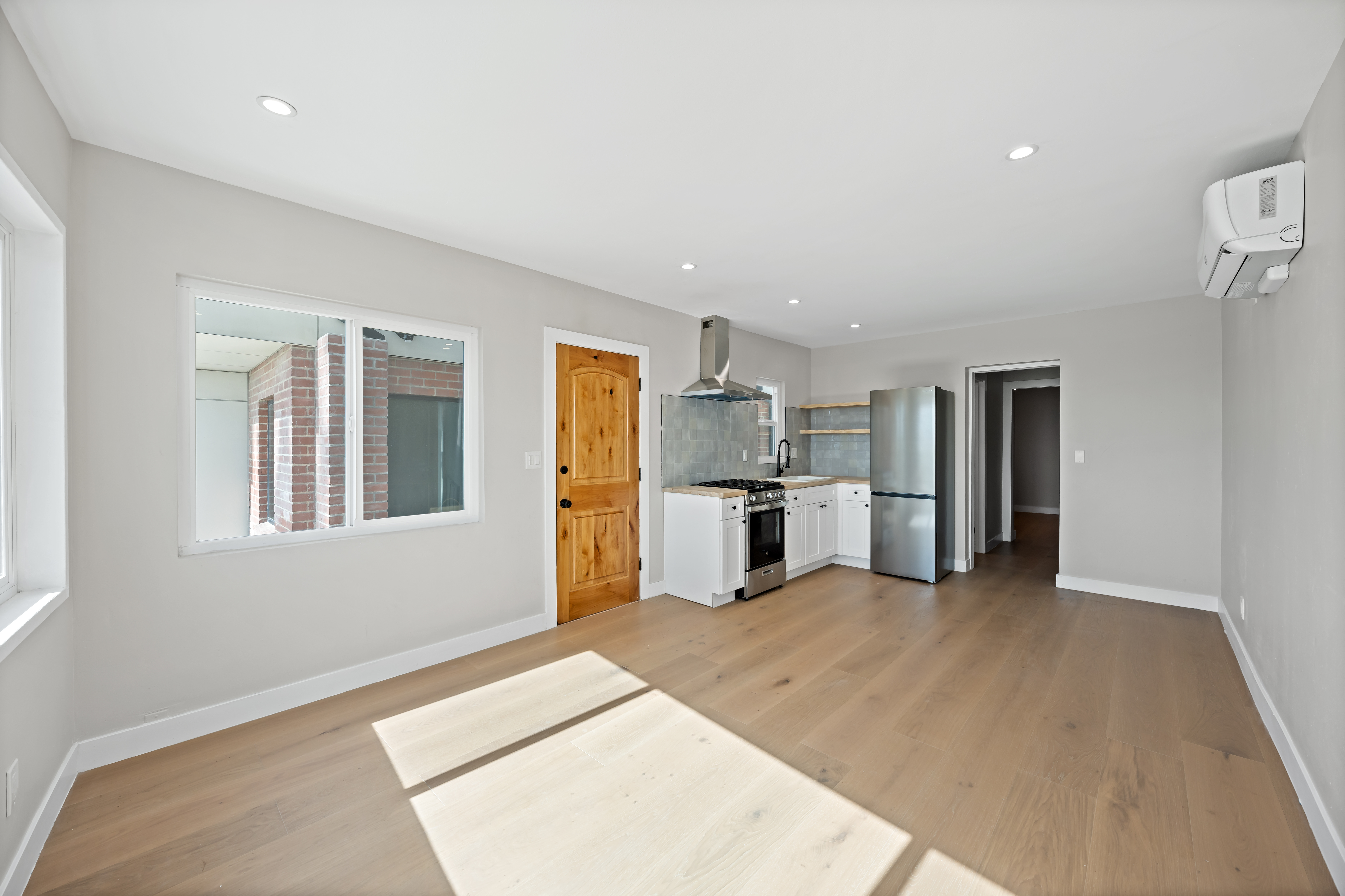 5339 E Ocean Blvd thumbnail 4