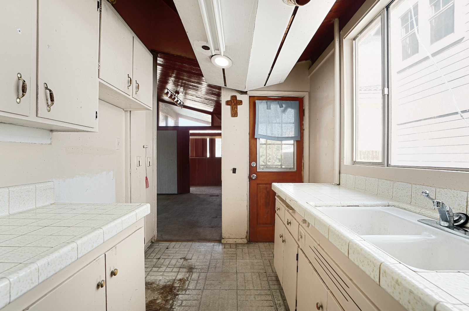 715 Beryl St thumbnail 15