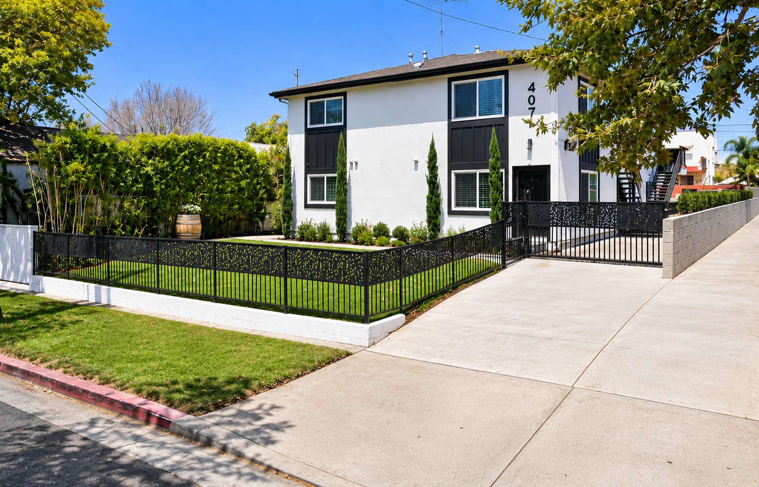 4071 Melrose Ave - Photo 1