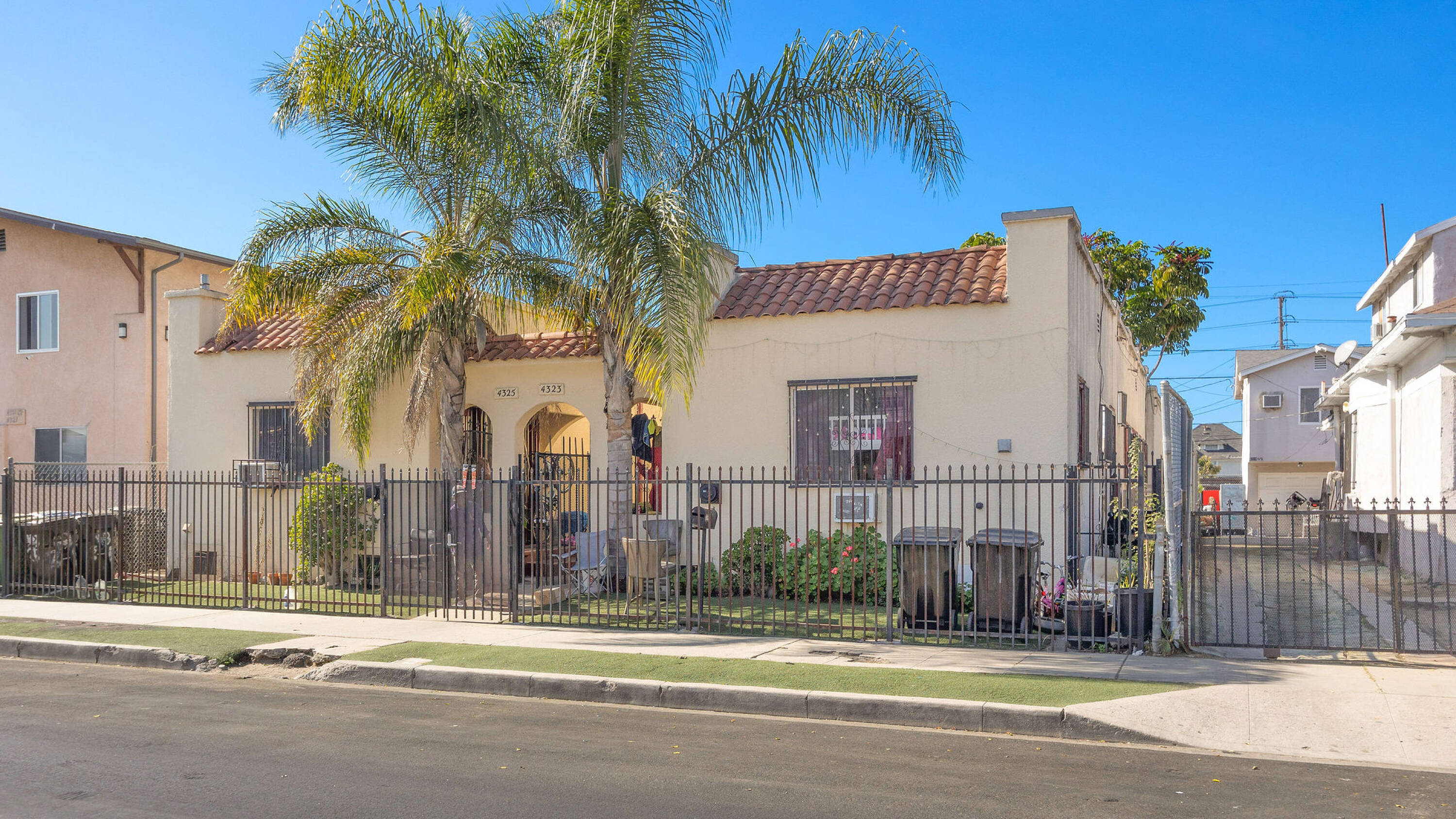 4323 Woodlawn Ave thumbnail 12