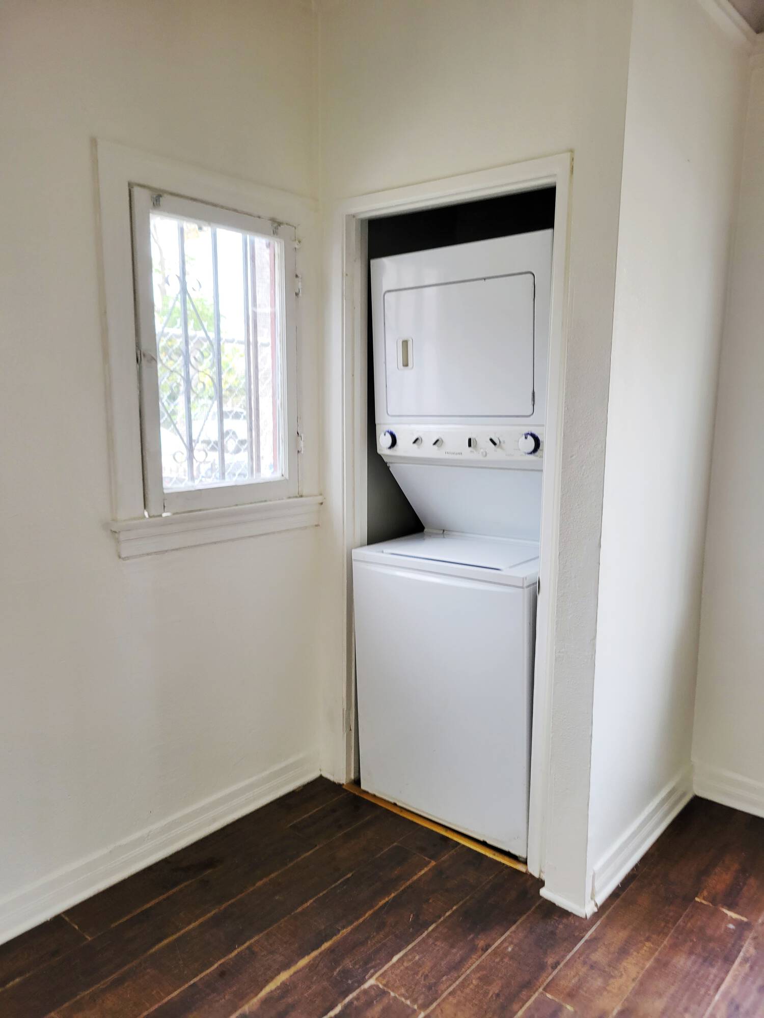4323 Woodlawn Ave thumbnail 15