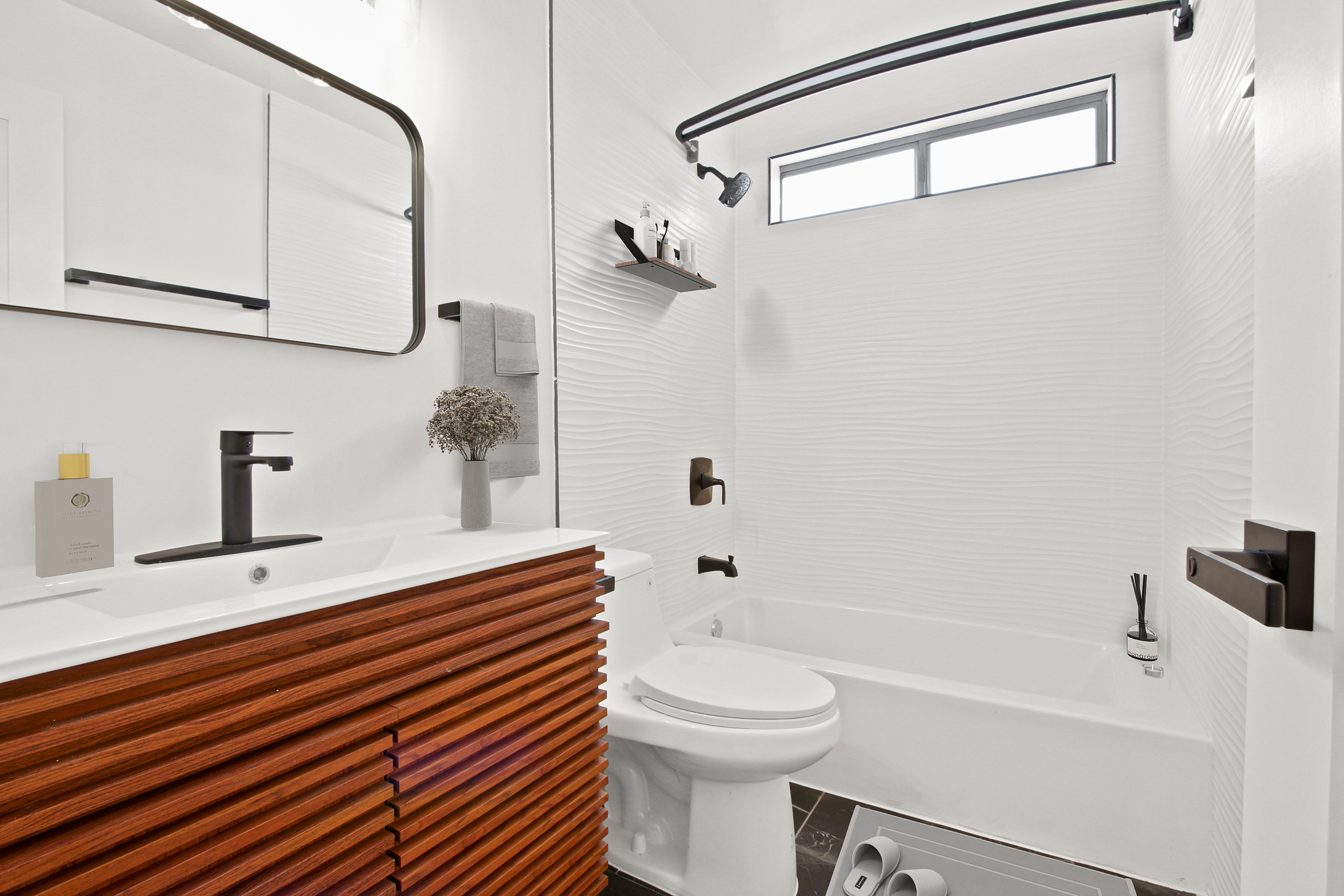 14110 Yukon Ave thumbnail 16
